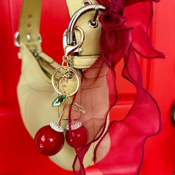 🧸🍒𝓒𝓻𝓮𝓪𝓶 𝓒𝓸𝓪𝓬𝓱 𝓛𝓮𝓪𝓽𝓱𝓮𝓻 𝓗𝓸𝓫𝓸🍒🧸 - Picture 3 of 10